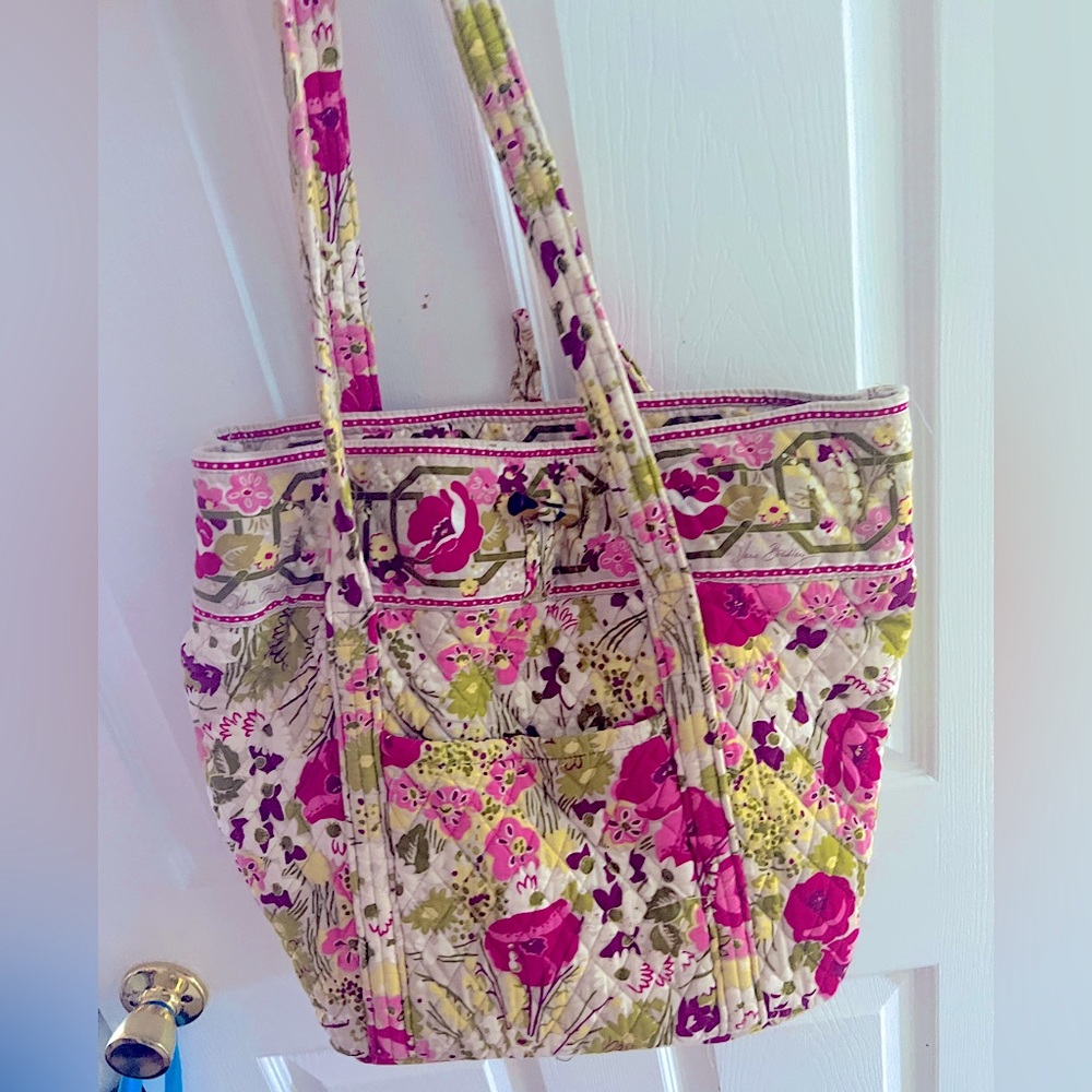 VERA BRADLEY Tote Bag